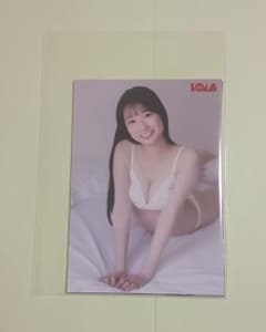 百田汐里 ボム BOMB Love Special 2026 写真 5枚組みのサムネイル