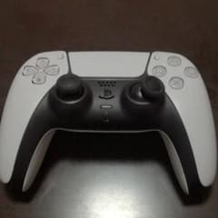 PS5 DualSenseワイヤレスコントローラ【ジャンク品】のサムネイル