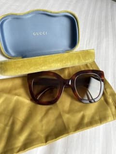 GUCCI LUXURY サングラス、美品.のサムネイル