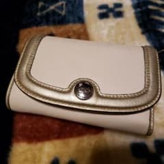 COACH　三つ折り財布のサムネイル