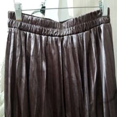 秋冬 プリーツロングスカート ブラウン 美品のサムネイル