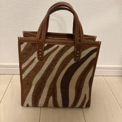 A VACATIONアバケーションBOX ICONIC COPPERトートバッグ A VACATIONアバケーションBOX ICONIC COPPERトートバッグ - メルカリ