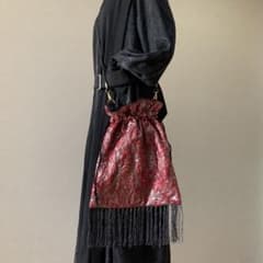 ハンドメイドジャガード生地フリンジ巾着バッグ(ペットボトルフォルダー付)のサムネイル
