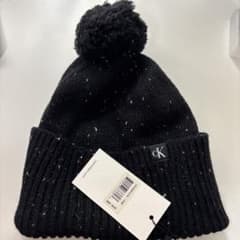 Calvin Klein Jeans ニット帽 ポンポン付 ブラック
