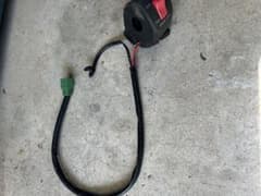 ゼファー400c3用 右側純正スイッチボックスのサムネイル