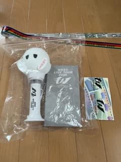 WEST. LIVE TOUR 唯一無二 2026 むにむにペンライト 銀テ付き - メルカリ