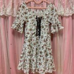 アクシーズファム　お値下げ　ワンピース　半袖　花柄のサムネイル