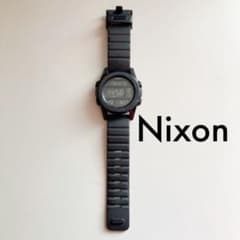 NIXON   腕時計　UNIT  電池交換なしのサムネイル