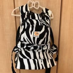 エルゴ　抱っこ紐　ゼブラのサムネイル