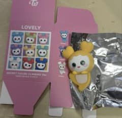 twice ソウル ポップアップ シークレット フィギュア ジヒョ - メルカリ