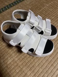 GU  ボリュームソールスポーツサンダルのサムネイル