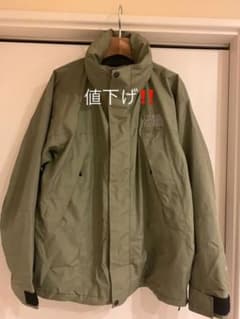 ノースフェイスジャケット 日曜日まで値下げ‼️のサムネイル