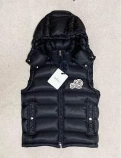 極美品　モンクレール　ガーニー　ダウンベスト　ブラック　シャイニー 極美品 モンクレール ガーニー ダウンベスト ブラック シャイニー