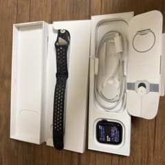 Apple Watch SE2 44mm GPSモデル　本体のサムネイル