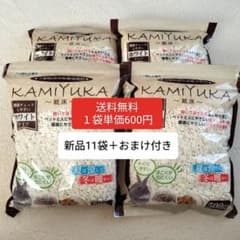 【新品／未開封】KAMIYUKA 紙床材 ホワイトタイプ 11袋セット＋おまけのサムネイル