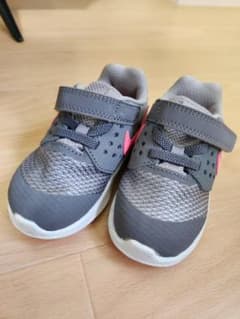 NIKE ベビー スニーカー 12cm 男の子 女の子のサムネイル