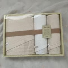 簡易包装値引き⭐︎潤 タオルセット 日本製 高吸水加工3000→2500のサムネイル