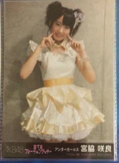 HKT48 宮脇咲良 生写真のサムネイル