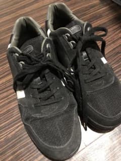 スニーカーのサムネイル