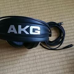 AKGヘッドフォンのサムネイル