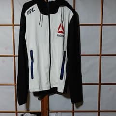あの様専用　Reebok　パーカーのサムネイル