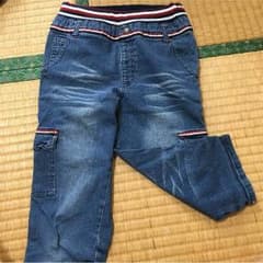 ジーンズ 女の子のサムネイル