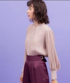 石原さとみ着用 ブラウスのサムネイル