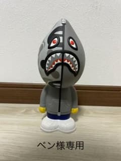 BAPE シャーク貯金箱のサムネイル