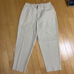 GU テーパードスラックス ホワイトのサムネイル