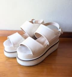 【one after another NICE CLAUP】厚底ラインサンダルのサムネイル