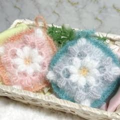 韓国たわし(スセミ) ぷっくりお花モチーフのサムネイル