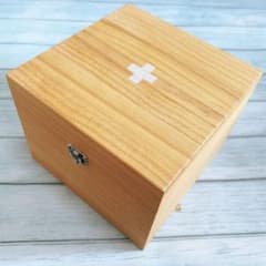 【北欧暮らしの道具店】木の薬箱のサムネイル