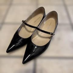 Odette e Odile エナメルストラップパンプス ブラックのサムネイル