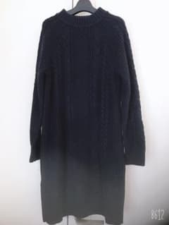UNIQLO ケーブルニットワンピースのサムネイル