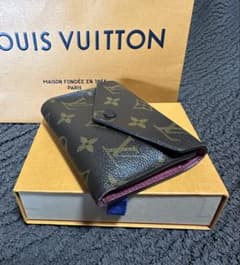 ルイヴィトン モノグラム ポルトフォイユ ヴィクトリーヌ フューシャのサムネイル