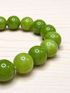 パロットジェイド 天然石ブレスレット 癒しのお守り 10mm アップルグリーンのサムネイル