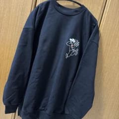 ブラック クルーネック トレーナーのサムネイル