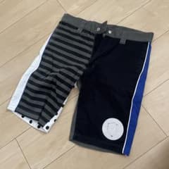 ラッセルノ、ショートパンツのサムネイル