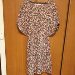 アナザーリブラ  しろつめくさワンピースのサムネイル