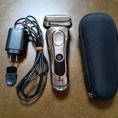 BRAUN Series 9 電気シェーバー 本体のサムネイル