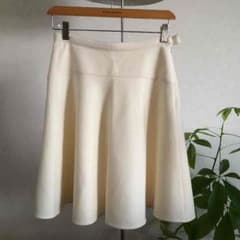 ayaka様専用 *新品*ストロベリーフィールズ オフホワイト スカートのサムネイル