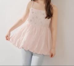 新品未使用未開封♡Chico ビジュー付きペプラムブラウス ピンク Chico ビジュー付きペプラムブラウス/ピンク - メルカリ