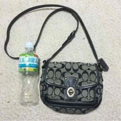 coachショルダーバックのサムネイル