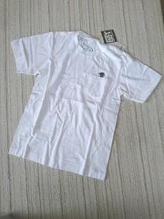 ユニクロスヌーピーのTシャツのサムネイル