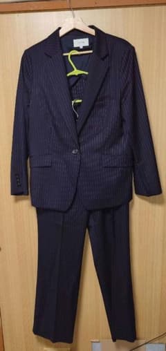 UNTITLED スーツ上下セット ジャケット46・パンツ44 UNTITLED スーツ上下セット ジャケット46・パンツ44 - メルカリ