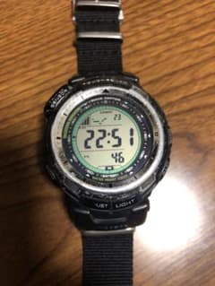 CASIO プロトレック PRW-1300 傷だらけだけど動作正常protrekのサムネイル