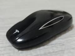 テスラ Model 3/Y キーフォブ キーバンド - メルカリ
