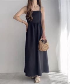 FILLOU バックリボンフレアキャミワンピースのサムネイル
