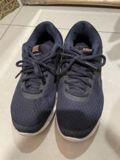 NIKE ナイキ スニーカーのサムネイル