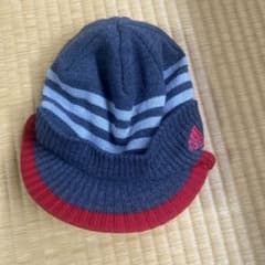 【adidas】キッズ・ジュニア つば付きニットキャップ 57-59cmのサムネイル